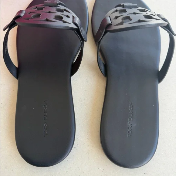NIB TORY BURCH MILLER SOFT SANDAL  LEATHER PERFECT BLACK  WOMEN SIZE 9 - Picture 4 of 16
